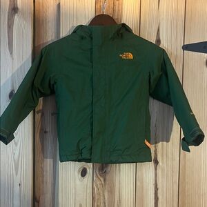 The North Face Kids Forest Green jacket. Mid-weight